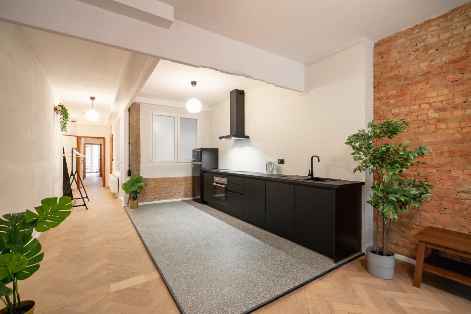 Charming And Spacious Apartments In The Heart Of Антверпен Екстериор снимка